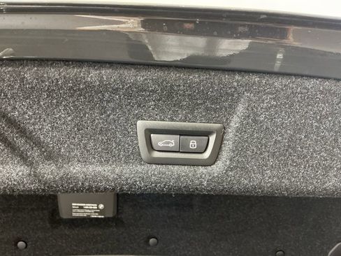 New 2026 BMW 330i Sedan w/ M Sport Package image 31