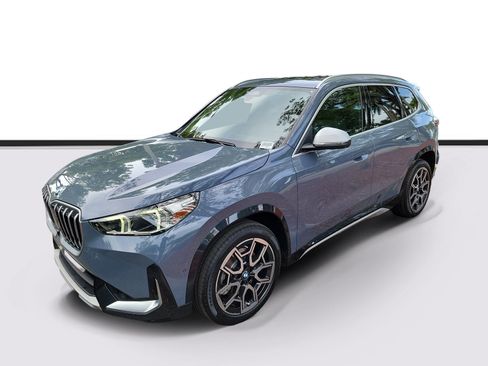 Used 2024 BMW X1 xDrive28i AWD/4WD image 2
