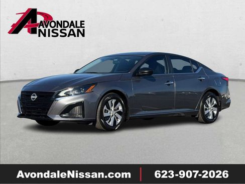 Certified 2025 Nissan Altima 2.5 S image 1