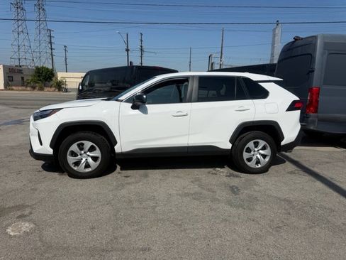Used 2025 Toyota RAV4 LE FWD image 4