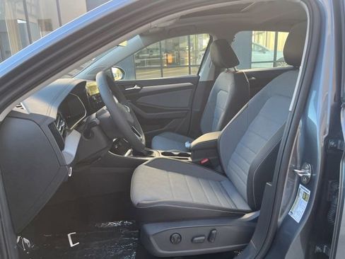 New 2026 Volkswagen Jetta SE image 21