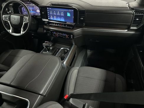 Used 2025 Chevrolet Silverado 1500 RST w/ Z71 Off-Road Package AWD/4WD image 12