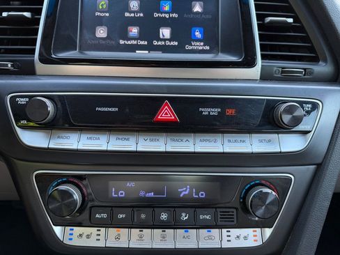 Used 2019 Hyundai Sonata Limited image 10