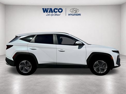 Used 2026 Hyundai Tucson SEL FWD image 11