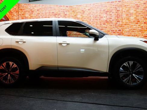 Certified 2023 Nissan Rogue SV AWD/4WD image 8
