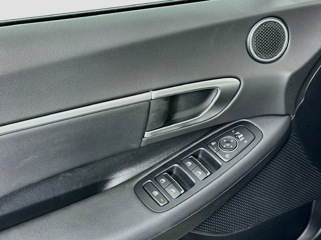New 2026 Hyundai Sonata Blue FWD image 18