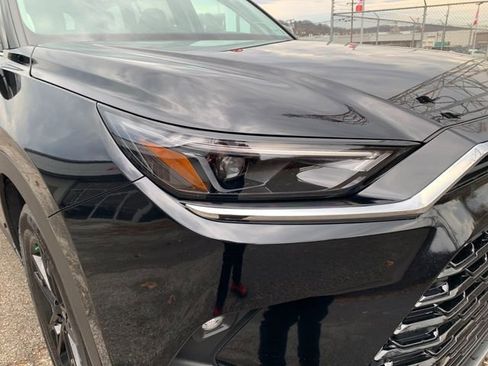 New 2026 Toyota Grand Highlander Platinum image 35