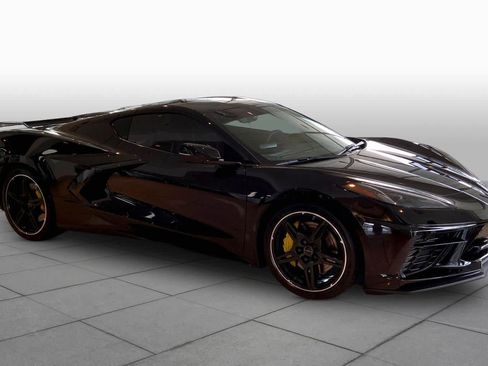 Used 2020 Chevrolet Corvette Stingray Premium Cpe w/ 3LT Preferred Equipment Group RWD image 3