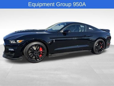 Certified 2021 Ford Mustang Shelby GT500 w/ Technology Package RWD image 4