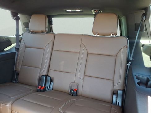 New 2026 Chevrolet Tahoe High Country AWD/4WD image 11