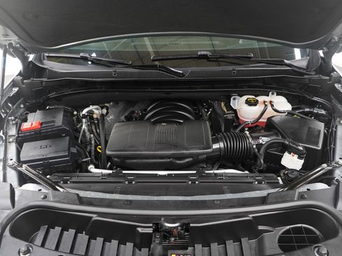 Used 2025 Chevrolet Tahoe Z71 w/ Z71 Off-Road Package image 36