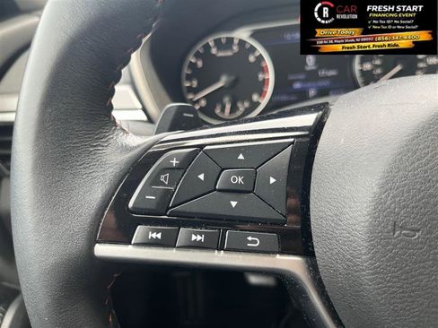 Used 2025 Nissan Altima 2.5 SR image 22