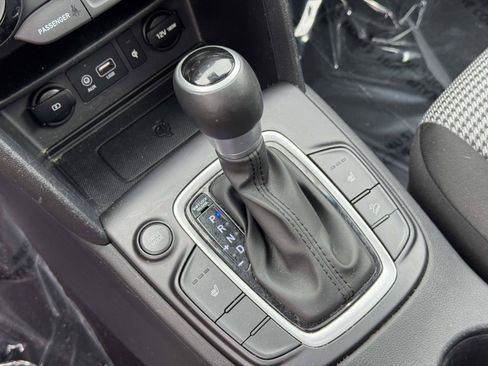 Used 2020 Hyundai Kona SEL Plus FWD image 29