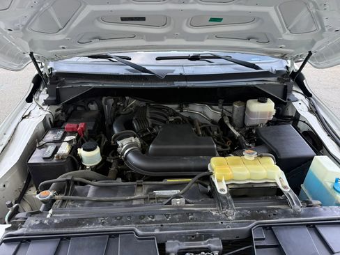 Used 2018 Nissan NV 2500 SV RWD image 40