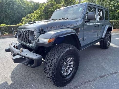 Used 2025 Jeep Wrangler Unlimited Rubicon 392 AWD/4WD image 3