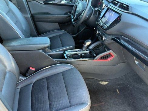 Used 2023 Chevrolet TrailBlazer RS w/ Convenience Package image 11