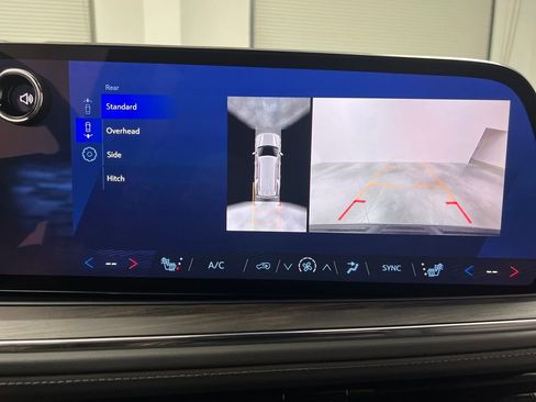 Used 2025 Chevrolet Tahoe LT image 62