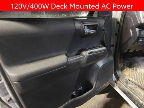 Used 2020 Toyota Tacoma TRD Sport image 7