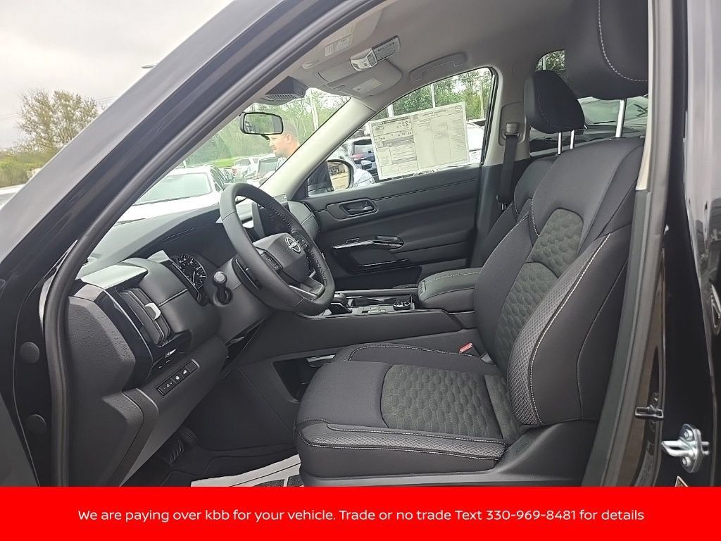 New 2026 Nissan Pathfinder SV AWD/4WD image 9