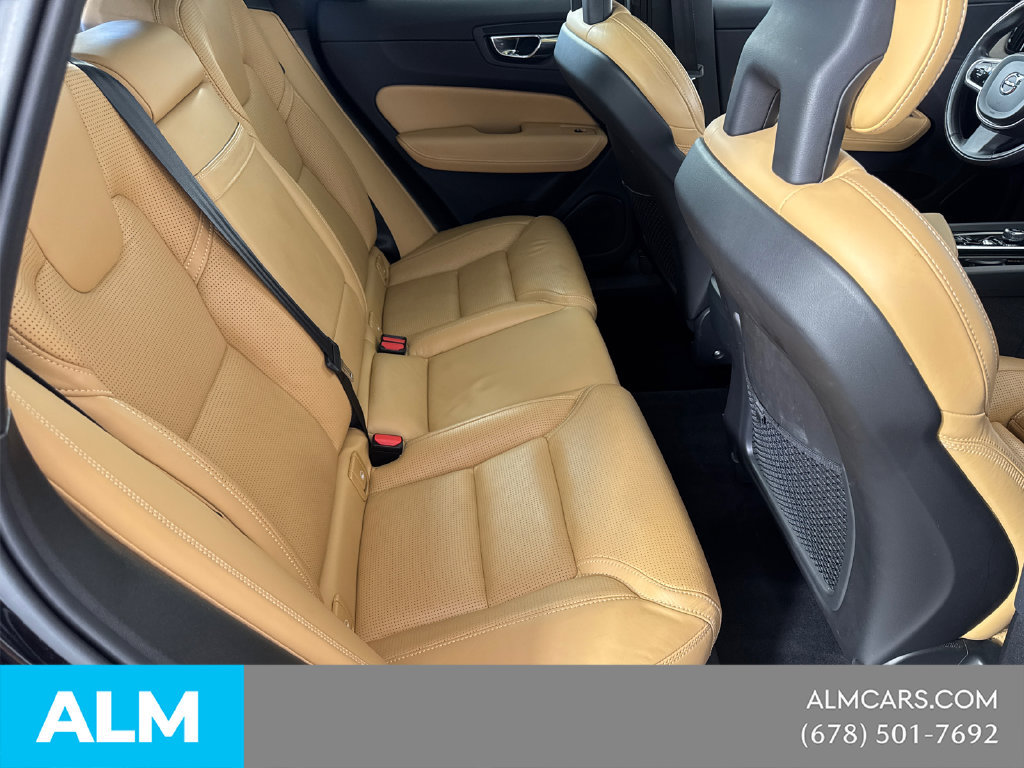 Used 2018 Volvo XC60 T5 Inscription w/ Luxury Seat Package AWD/4WD image 18