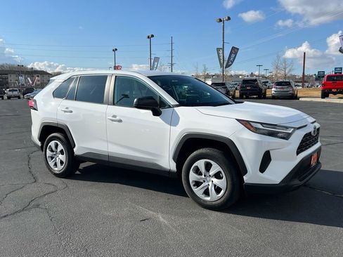 Used 2024 Toyota RAV4 LE image 5