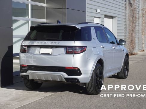 Used 2025 Land Rover Discovery Sport S image 2