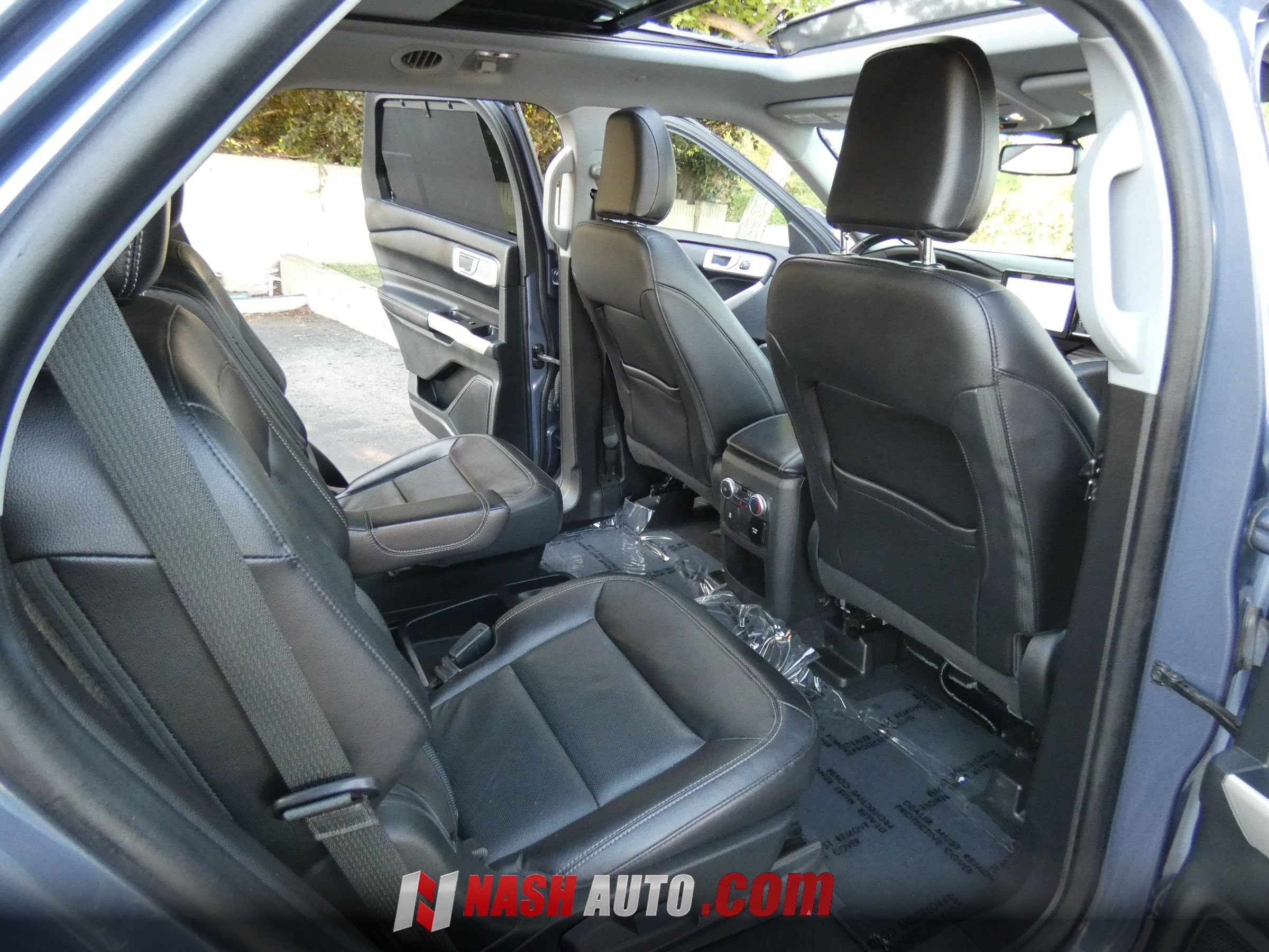 Used 2021 Ford Explorer Limited AWD/4WD image 24
