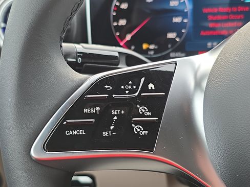 New 2026 Mercedes-Benz CLE 300 4MATIC Coupe image 17