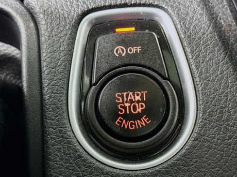 Used 2018 BMW 330i Sedan image 21