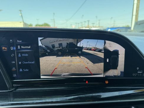 Used 2021 Cadillac Escalade ESV Sport w/ Driver Assist Tech Package AWD/4WD image 12