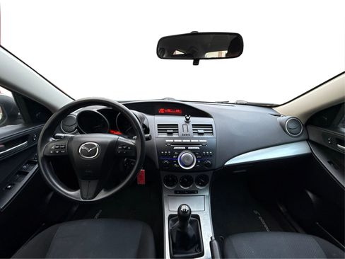 Used 2011 MAZDA MAZDA3 i Touring image 24