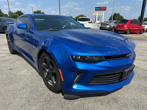 Used 2017 Chevrolet Camaro LT w/ Technology Package RWD image 23