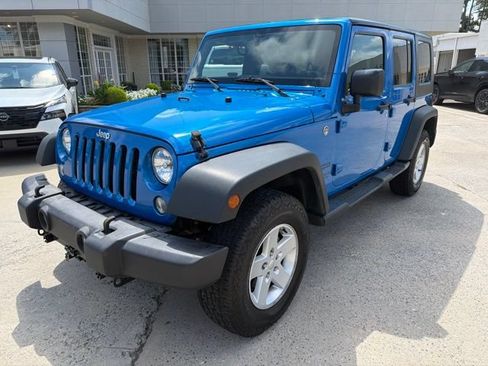 Used 2015 Jeep Wrangler Unlimited Sport w/ Quick Order Package 24S AWD/4WD image 2