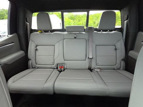 New 2026 Chevrolet Silverado 1500 LTZ w/ Z71 Off-Road Package AWD/4WD image 26