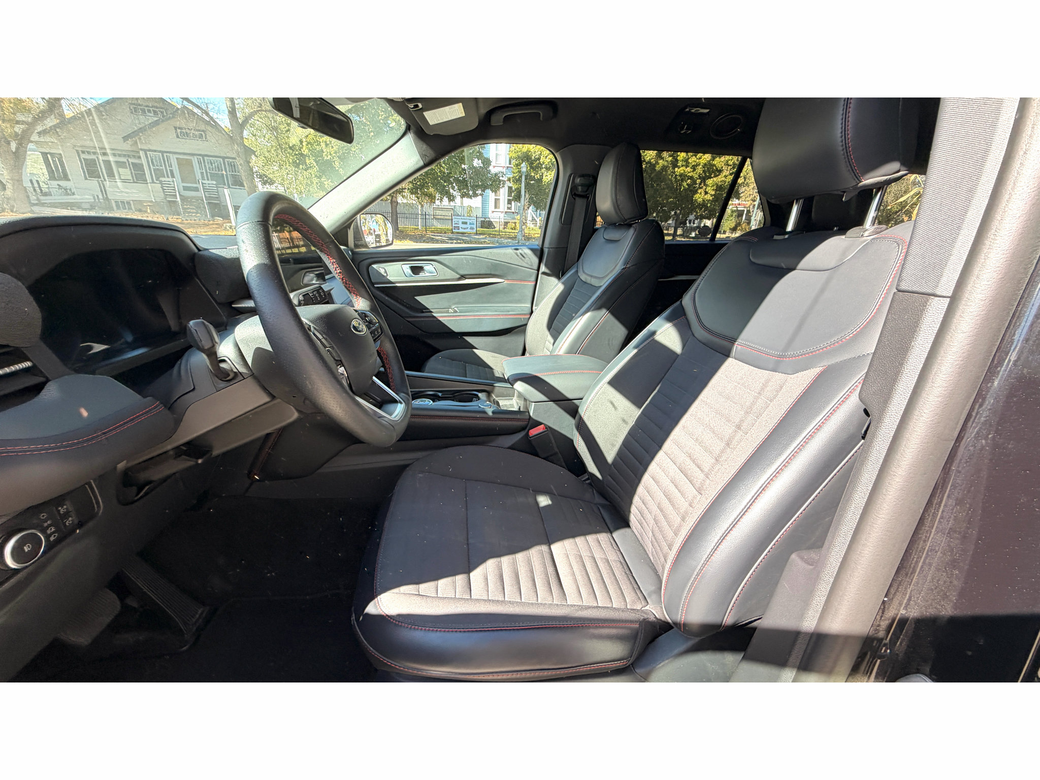 Used 2026 Ford Explorer ST-Line AWD/4WD image 18