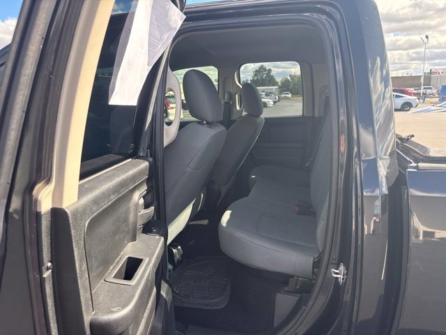 Used 2018 RAM 1500 Express w/ Black Ram 1500 Express Group AWD/4WD image 8