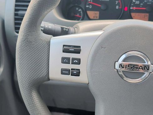 Used 2020 Nissan Frontier SV AWD/4WD image 23