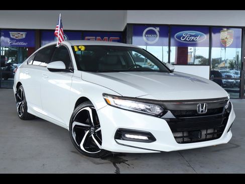 Used 2019 Honda Accord Sport image 1