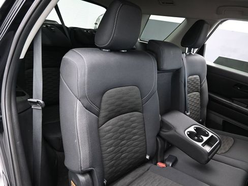 Used 2025 Nissan Pathfinder SV FWD image 42
