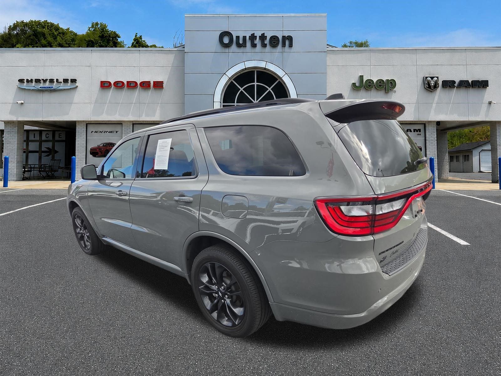 Certified 2025 Dodge Durango GT w/ Blacktop Package AWD/4WD image 6