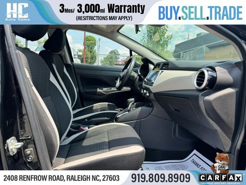 Used 2021 Nissan Versa SV FWD image 19