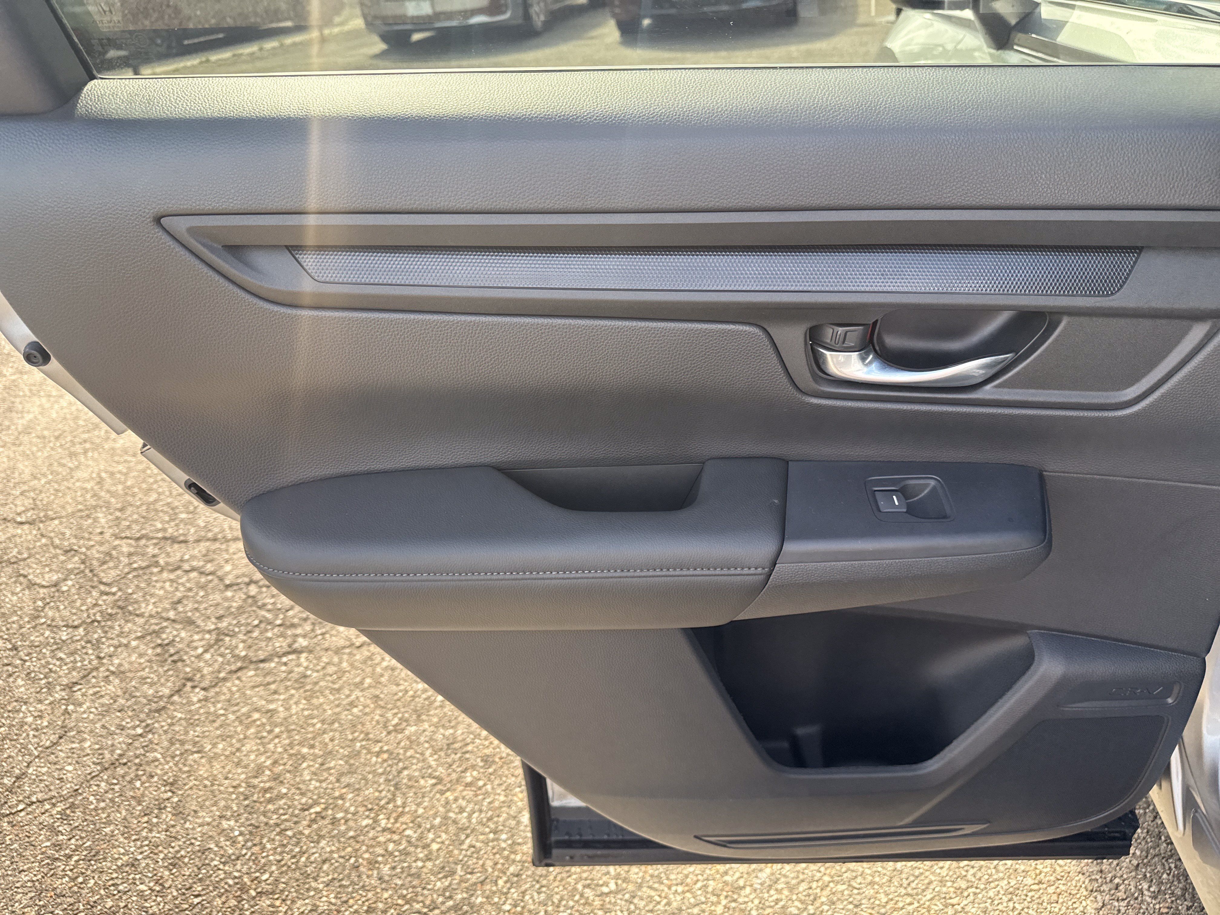 Certified 2025 Honda CR-V LX image 19