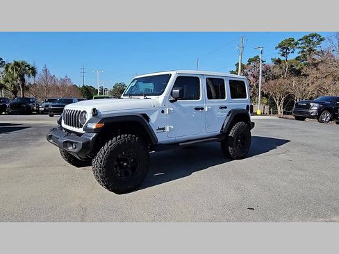 New 2026 Jeep Wrangler Unlimited Sport AWD/4WD image 25