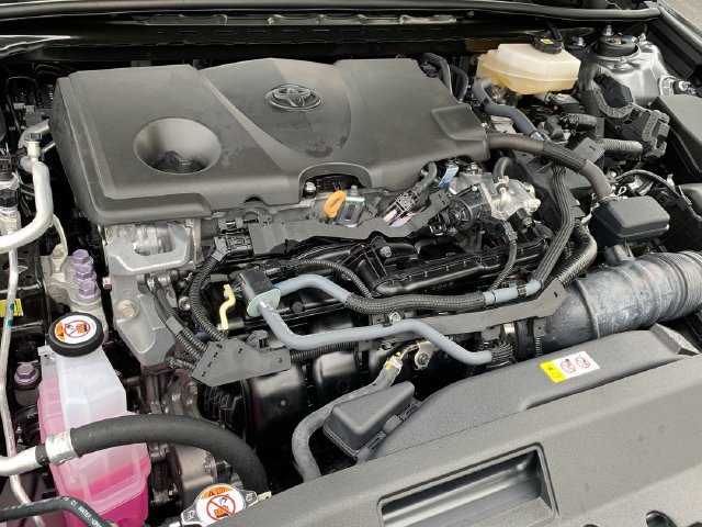 Used 2026 Toyota Camry SE w/ Multimedia Upgrade Package FWD image 16