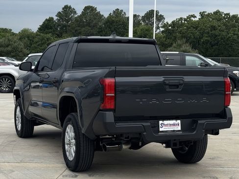 Used 2026 Toyota Tacoma SR RWD image 4