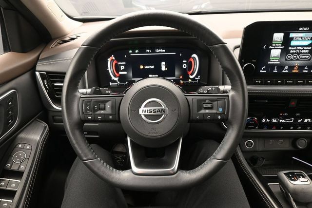 Used 2021 Nissan Rogue Platinum FWD image 20