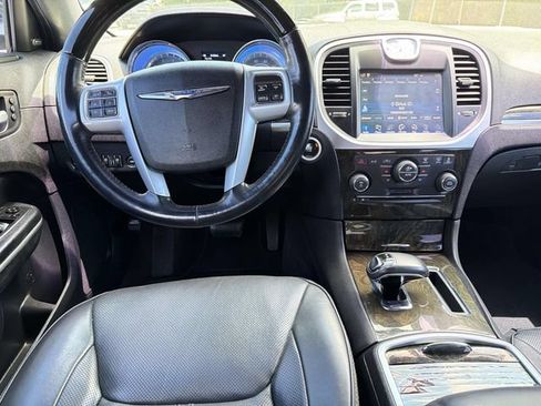 Used 2014 Chrysler 300 C AWD/4WD image 12
