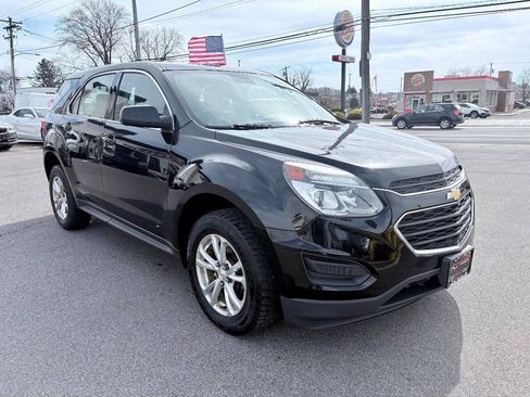 Used 2017 Chevrolet Equinox LS AWD/4WD image 8