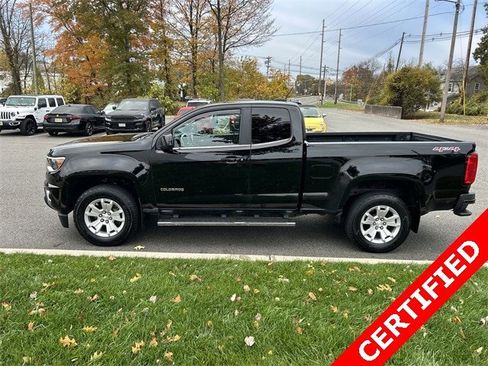 Used 2017 Chevrolet Colorado LT w/ LT Convenience Package image 5