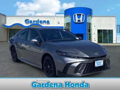 Used 2025 Toyota Camry SE